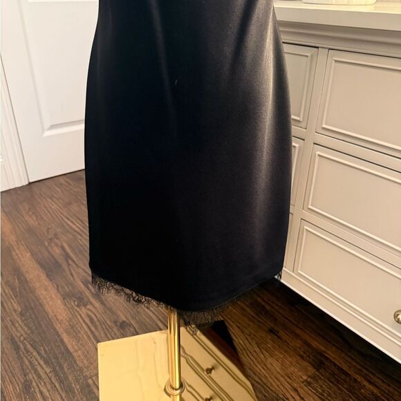 NWT Alice + Olivia HARMONY MINI SLIP DRESS size 2
T19 - Picture 4 of 9